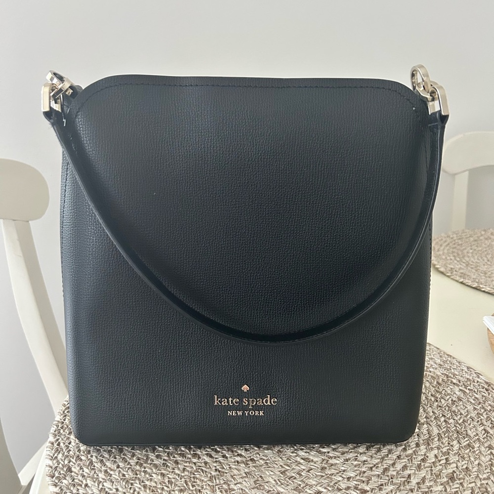 Kate Spade Black Shoulder Bag with Sleek Design